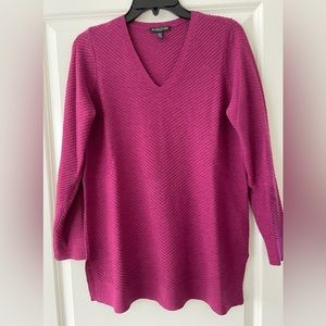 Eileen Fisher Petites lovely “raspberry” 100% merino wool sweater/ tunic